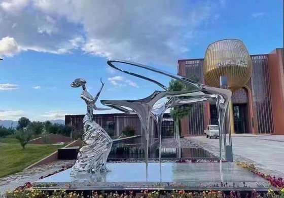 Park Dekorasyonu İçin Çağdaş Metal Heykel Paslanmaz Çelik Yapıt